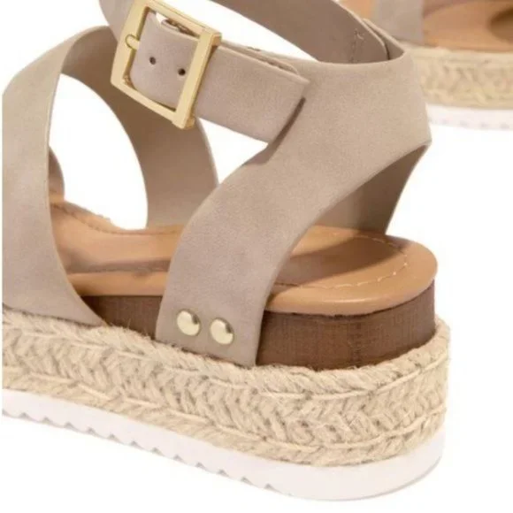 !! NEW !! Espadrille Sandals in Taupe - Picture 5 of 5